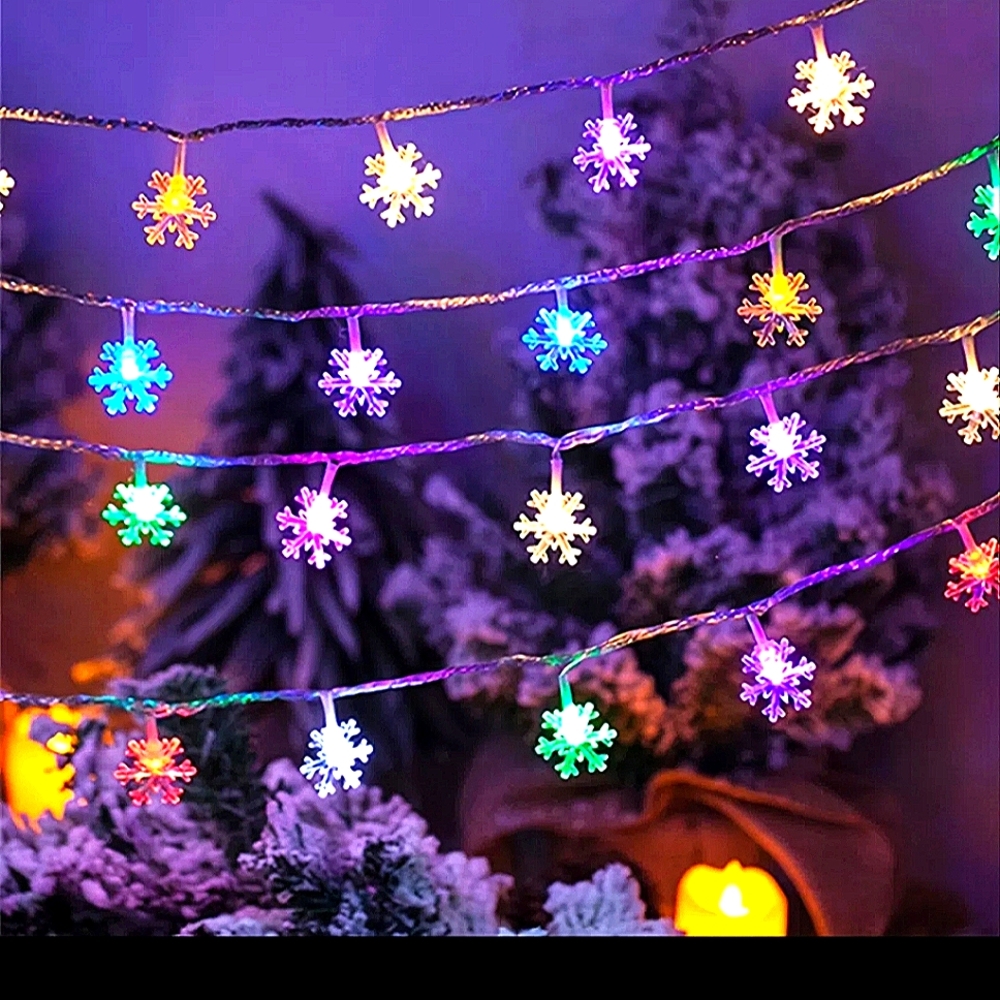 LED Christmas Snowflake String Lights.